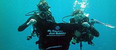 No Troubles Just Bubbles T-shirt underwater