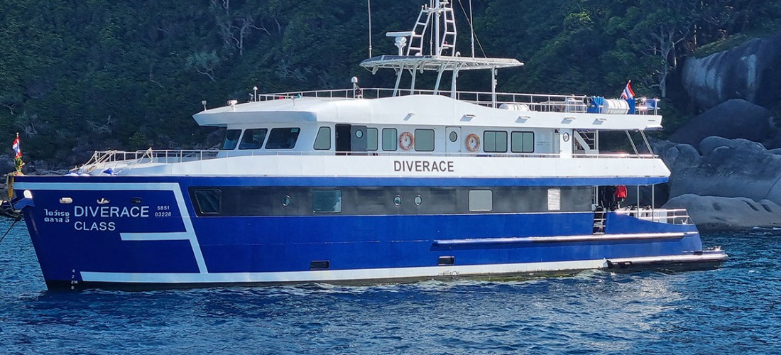DiveRACE Class E Liveaboard dive boat