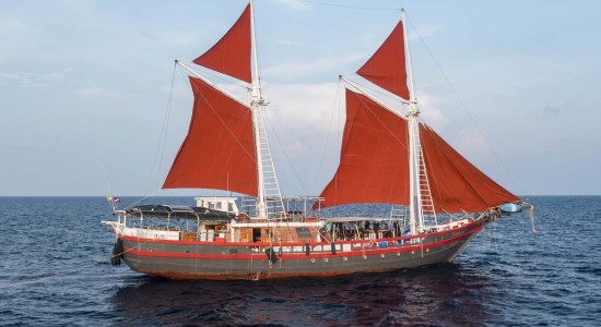 The Phinisi Liveaboard diving Thailand Burma Myanmar