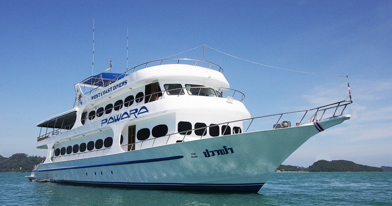 Pawara scuba diving boat