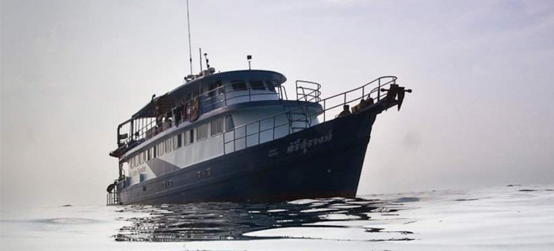 Scuba adventure liveaboard diving