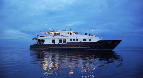 Panunee luxury dive liveaboard